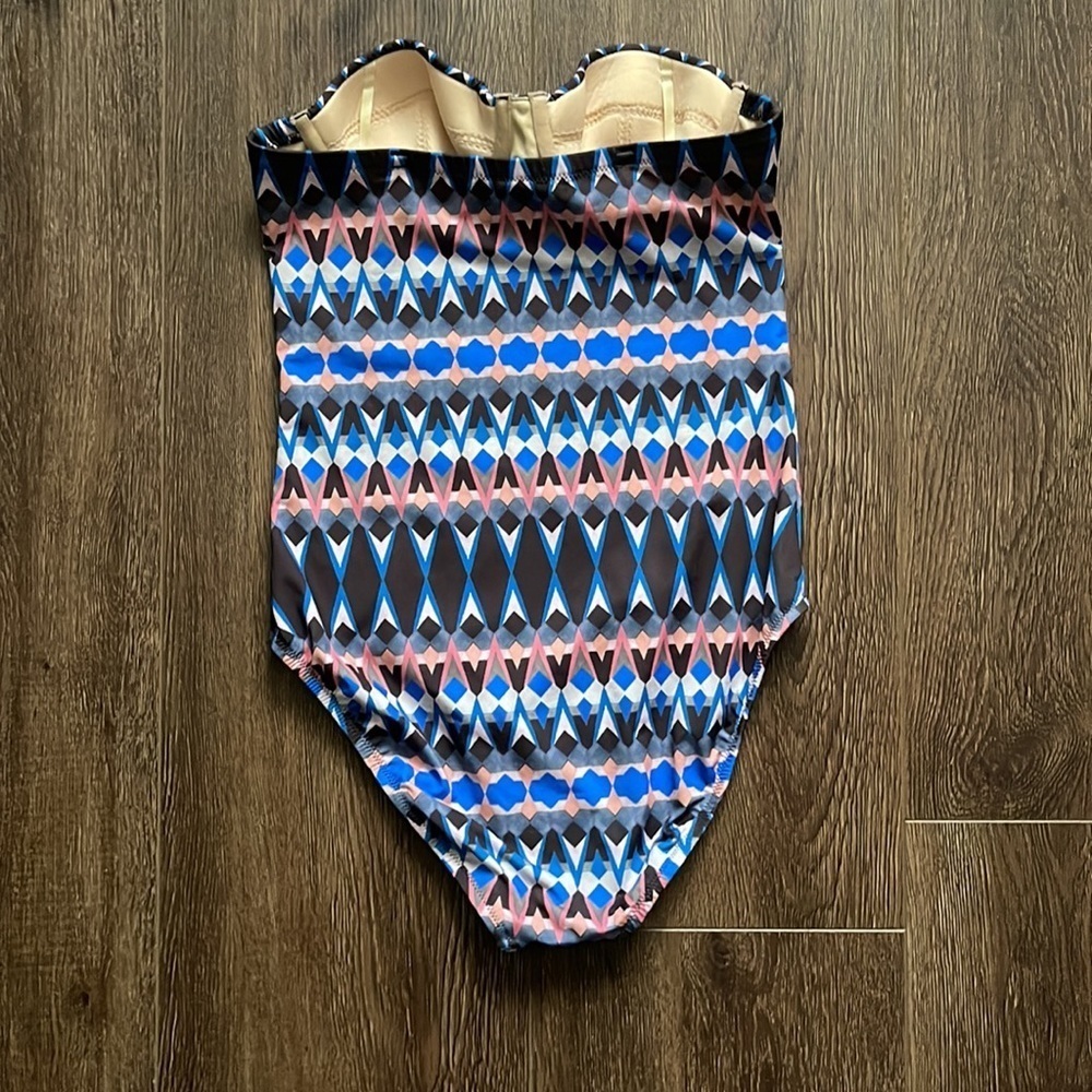 Jcrew geometry one piece swimsuit - Picture 4 of 8
